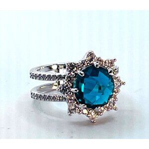 Ring Bomb Party Ring, NWOT, Size 7, blue stone, silver color band